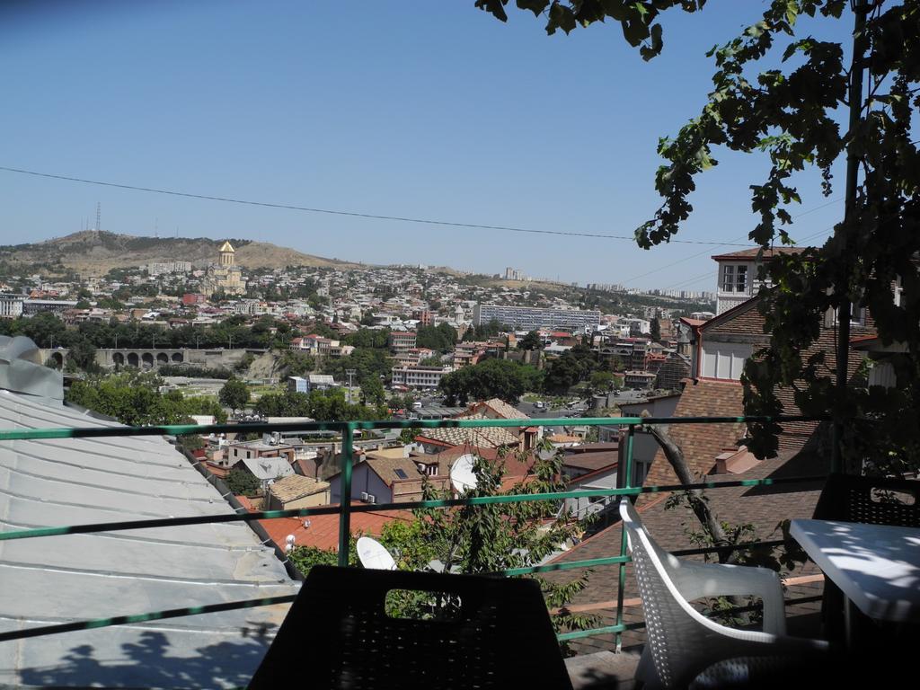 Cherdachok Tbilisi Exterior foto